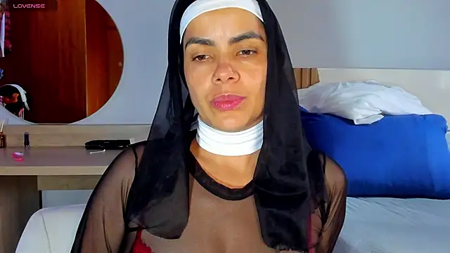 Snapshot of ClaraMariaMon chatting on March 7, 6:54 pm ClaraMariaMon online show from March 7, 6:54 pm