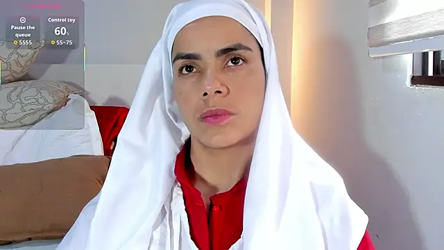 Snapshot of ClaraMariaMon chatting on October 27, 5:50 pm ClaraMariaMon online show from October 27, 5:50 pm