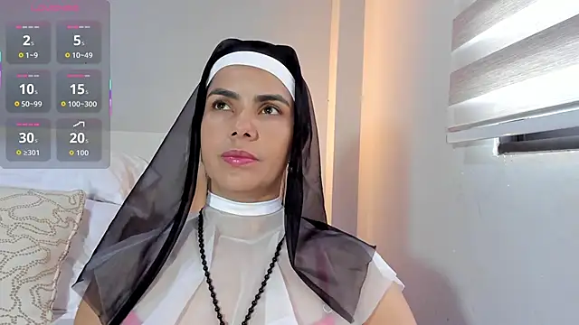 Snapshot of ClaraMariaMon chatting on December 3, 6:17 pm ClaraMariaMon online show from December 3, 6:17 pm