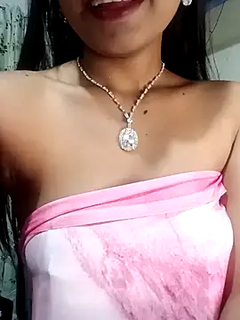 Snapshot of Sexyhoney20 chatting on December 17, 12:54 pm Sexyhoney20 online show from December 17, 12:54 pm