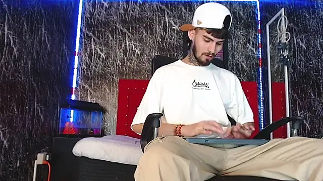 Brutal Sex Fucking online show from December 11, 12:54 am