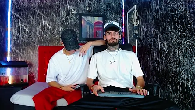 Brutal Sex Fucking online show from December 21, 8:43 pm