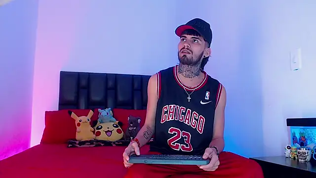 Brutal Sex Fucking online show from January 29, 9:39 pm