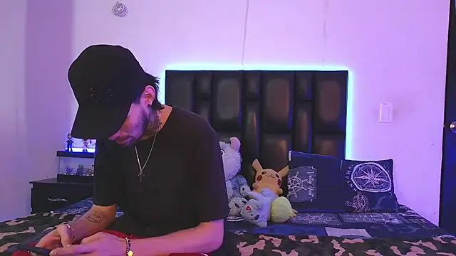 Brutal Sex Fucking online show from October 15, 10:32 pm