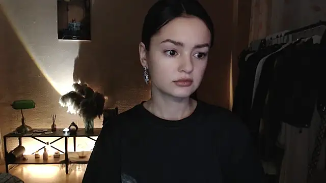 CuteRuby99 online show from November 9, 4:27 pm