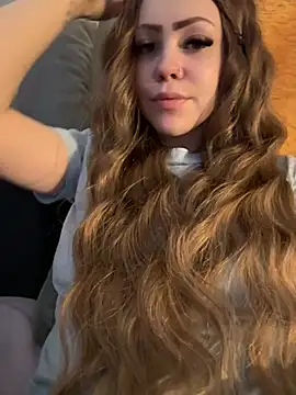 Highschoolpussy online show from January 28, 2:10 pm