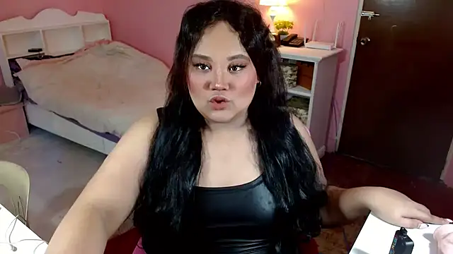 Snapshot of GiannaLopezSmith chatting on September 22, 6:32 pm GiannaLopezSmith online show from September 22, 6:32 pm