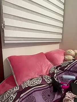 Snapshot of KittieCatty chatting on January 15, 4:25 am KittieCatty online show from January 15, 4:25 am