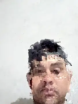 Snapshot of travieso2893 chatting on October 17, 3:31 am travieso2893 online show from October 17, 3:31 am