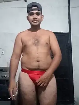 Snapshot of travieso2893 chatting on February 15, 3:03 am travieso2893 online show from February 15, 3:03 am