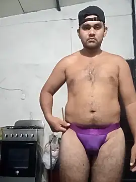 Snapshot of travieso2893 chatting on February 18, 3:13 am travieso2893 online show from February 18, 3:13 am