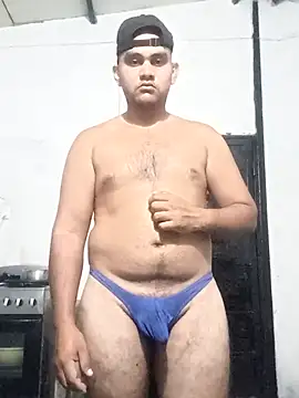 Snapshot of travieso2893 chatting on March 2, 3:09 am travieso2893 online show from March 2, 3:09 am