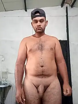 Snapshot of travieso2893 chatting on March 13, 11:28 am travieso2893 online show from March 13, 11:28 am