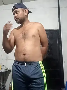 Snapshot of travieso2893 chatting on March 21, 10:09 am travieso2893 online show from March 21, 10:09 am