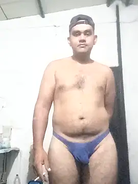 Snapshot of travieso2893 chatting on March 26, 2:17 am travieso2893 online show from March 26, 2:17 am