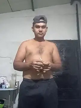 Snapshot of travieso2893 chatting on March 29, 3:06 am travieso2893 online show from March 29, 3:06 am