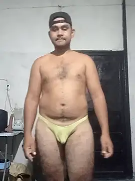 Snapshot of travieso2893 chatting on April 14, 3:12 am travieso2893 online show from April 14, 3:12 am