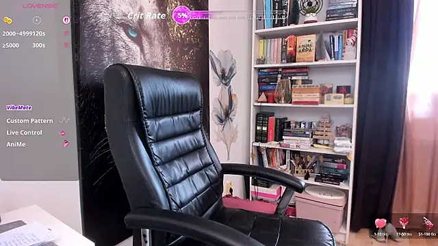 Snapshot of CrissNight chatting on February 25, 8:02 am CrissNight online show from February 25, 8:02 am