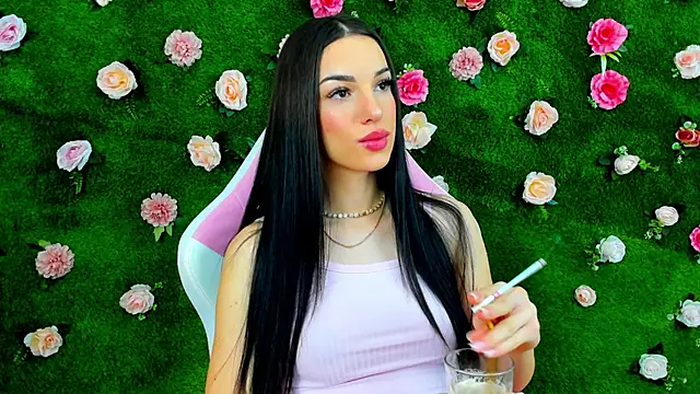 IrisMonn online show from December 16, 5:49 am