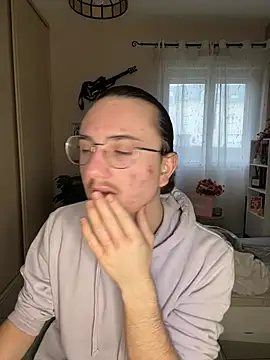 enzolb online show from February 10, 7:23 am