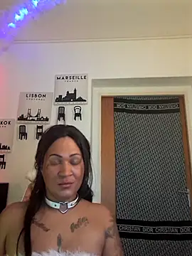 Snapshot of Jaylaloveofficial chatting on January 26, 5:55 pm Jaylaloveofficial online show from January 26, 5:55 pm