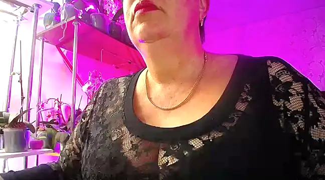  Sweet Woman online show from February 22, 3:25 pm