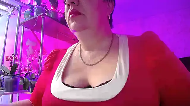  Sweet Woman online show from March 6, 4:19 am