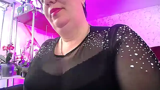  Sweet Woman online show from March 8, 9:17 am