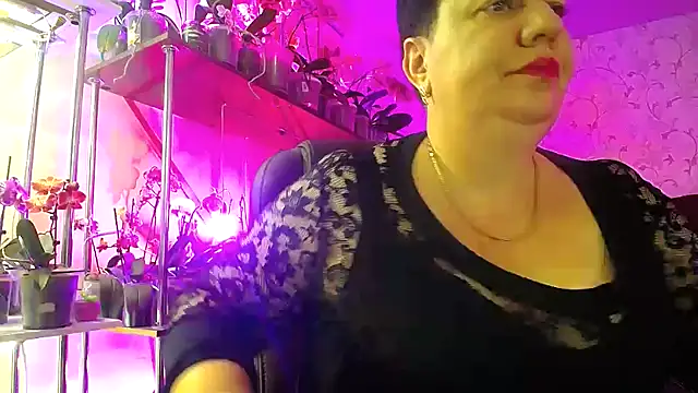  Sweet Woman online show from March 16, 8:10 am