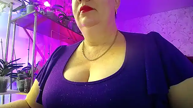  Sweet Woman online show from November 11, 6:46 am