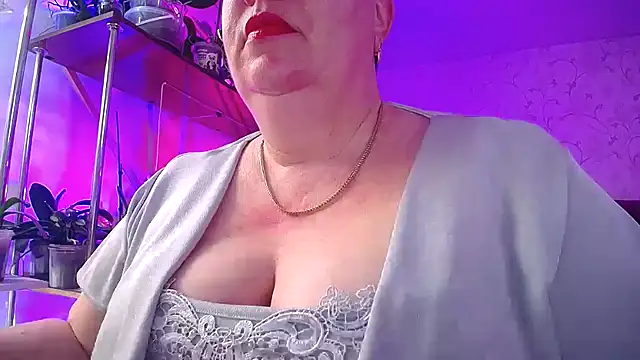  Sweet Woman online show from February 23, 1:41 pm