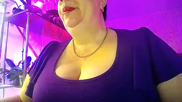  Sweet Woman online show from March 30, 4:24 am