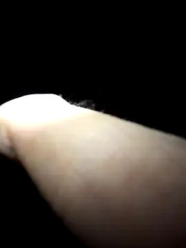 Snapshot of AndreiDts92 chatting on March 3, 11:35 pm AndreiDts92 online show from March 3, 11:35 pm