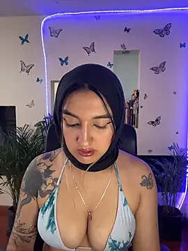 Lia-mitch online show from July 29, 7:01 pm