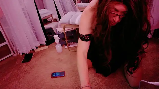 Snapshot of NinasNylonz chatting on November 11, 4:18 pm NinasNylonz online show from November 11, 4:18 pm