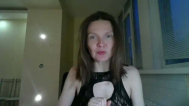 PamelaRisessss online show from April 5, 3:20 pm