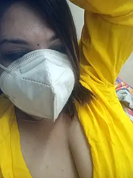 Snapshot of Naughty-Trisha chatting on October 17, 6:27 am Naughty-Trisha online show from October 17, 6:27 am