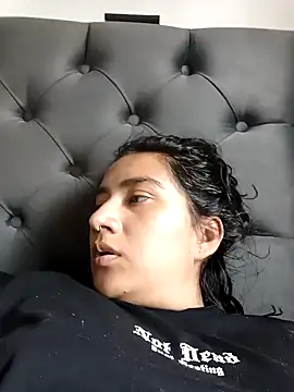 Hellen Alex online show from December 29, 4:40 pm