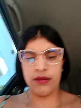 naughty-girl01 online show from February 1, 4:00 pm