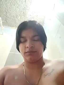 naughty-girl01 online show from March 3, 10:38 am