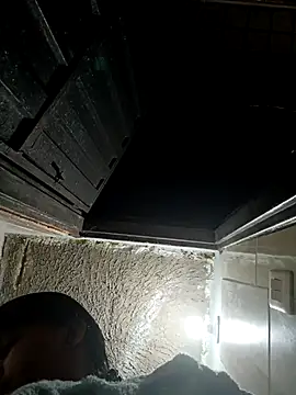 naughty-girl01 online show from March 5, 10:33 am