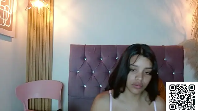 Snapshot of max_ashley_mds chatting on June 3, 1:46 pm max ashley mds online show from June 3, 1:46 pm