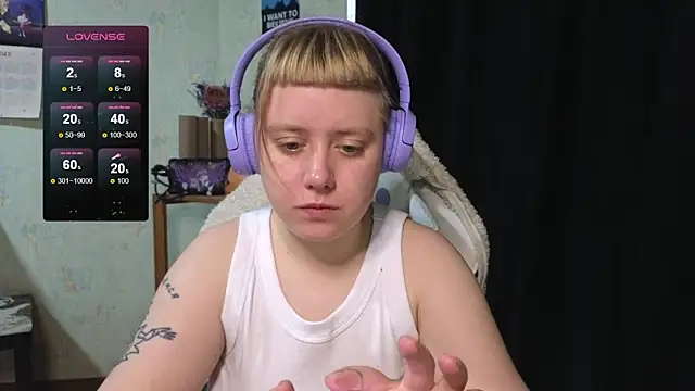 June shy0 online show from October 22, 6:46 am