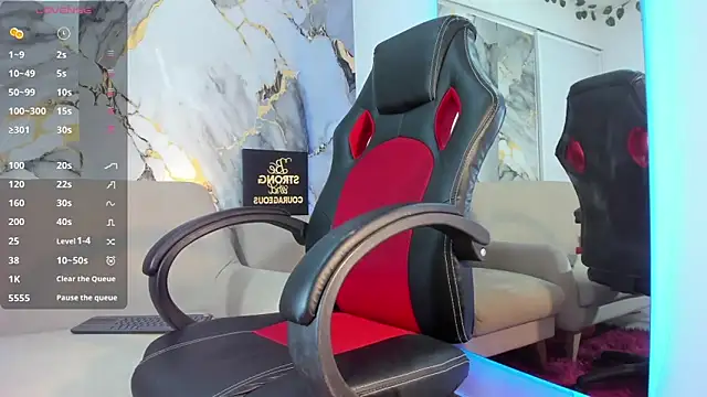 Snapshot of ryan_carter08 chatting on April 6, 4:46 am ryan carter08 online show from April 6, 4:46 am