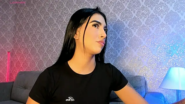 AriRobert  online show from November 14, 4:11 am