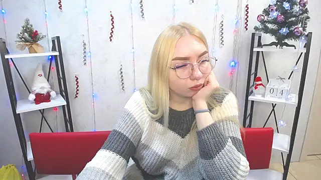 BeatriceFly online show from January 4, 9:32 am