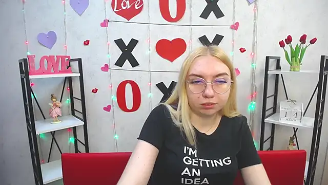 BeatriceFly online show from March 15, 6:47 am