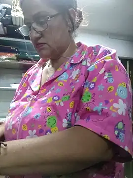 Edged Hot69 online show from October 24, 11:56 pm