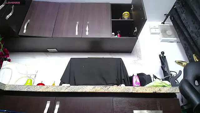 iniyalaboni online show from October 1, 8:04 pm