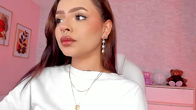 DahianaWalcott online show from January 13, 8:04 pm